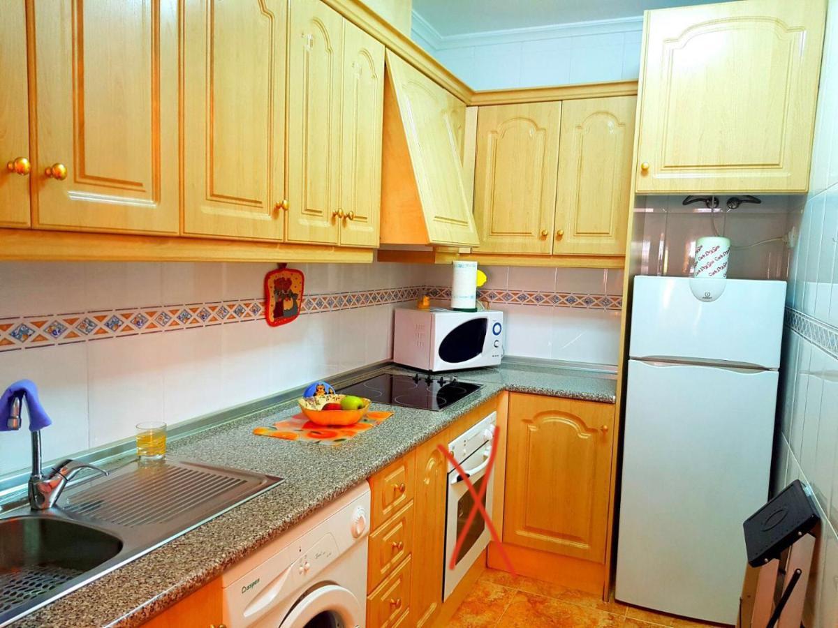 Sunny Appartment In The Center Torrevieja Buitenkant foto