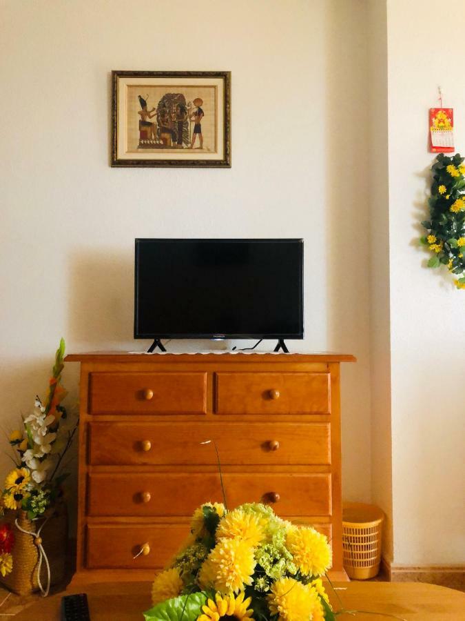 Sunny Appartment In The Center Torrevieja Buitenkant foto