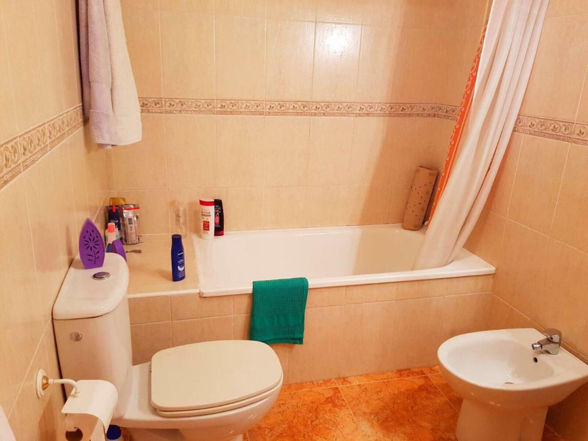Sunny Appartment In The Center Torrevieja Buitenkant foto